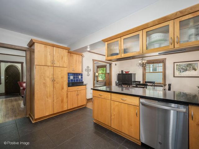 1170 Logan Avenue, Elgin, IL 60120