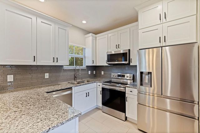 521 101ST AVENUE N, St Petersburg, FL 33702