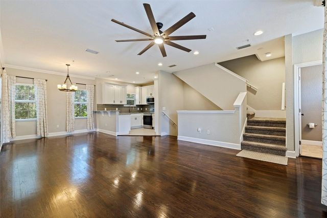 521 101ST AVENUE N, St Petersburg, FL 33702