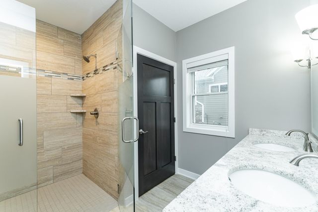 2745 Sand Trap Road SE, Rochester, MN 55904