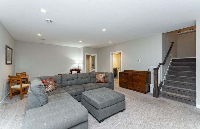 2745 Sand Trap Road SE, Rochester, MN 55904