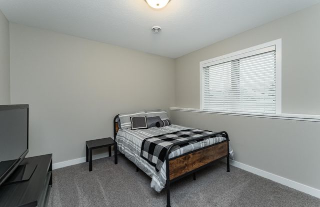 2745 Sand Trap Road SE, Rochester, MN 55904