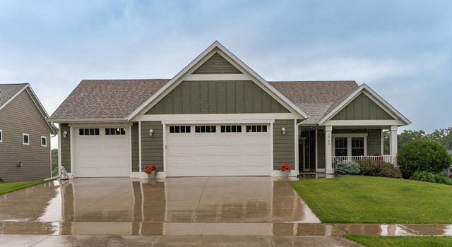 2745 Sand Trap Road SE, Rochester, MN 55904