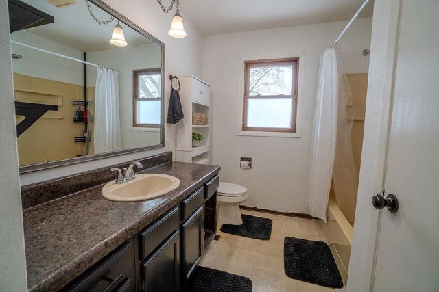 1010 Farmer Avenue, Tomah, WI 54660