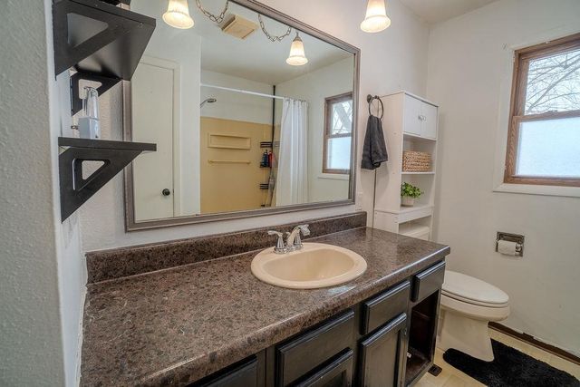 1010 Farmer Avenue, Tomah, WI 54660