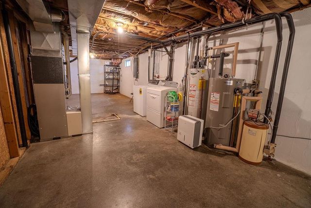 1010 Farmer Avenue, Tomah, WI 54660