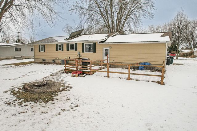 1010 Farmer Avenue, Tomah, WI 54660