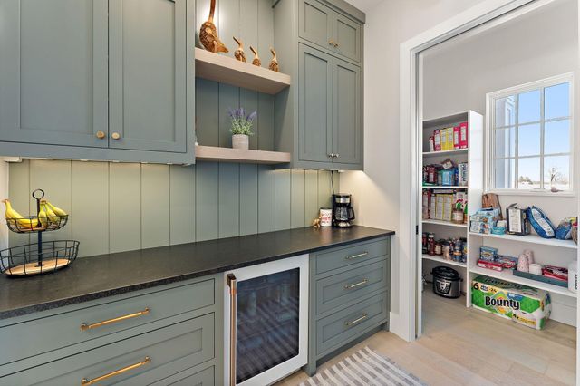 6201 Gustavus Drive, Independence, MN 55359