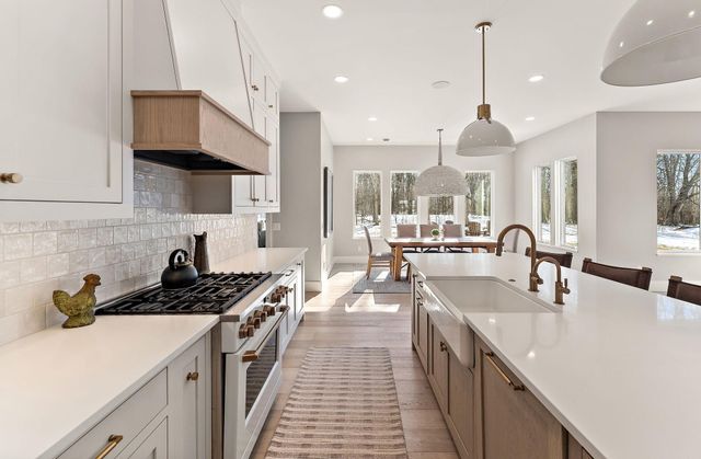 6201 Gustavus Drive, Independence, MN 55359