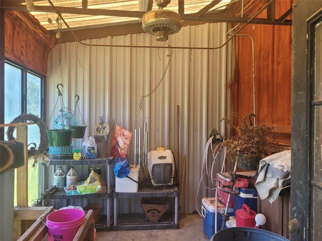 10510 U. S. Highway 82 E, Blossom, TX 75416