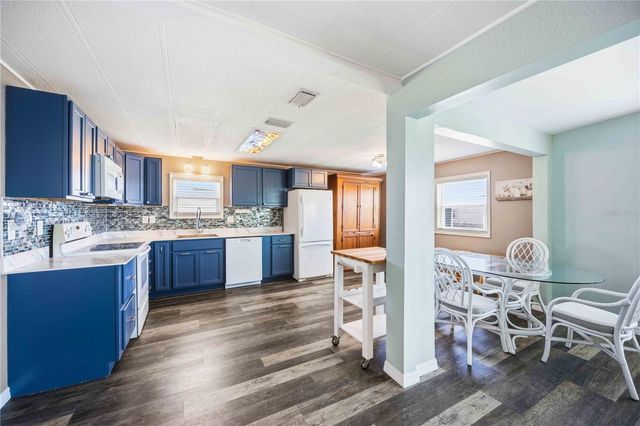206 TORTOLA WAY, North Port, FL 34287