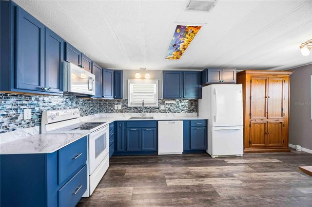 206 TORTOLA WAY, North Port, FL 34287