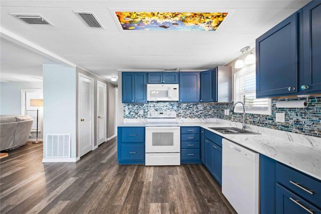 206 TORTOLA WAY, North Port, FL 34287