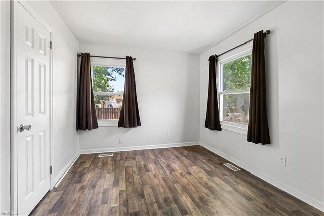 709 Lee ST, Hampton, VA 23669