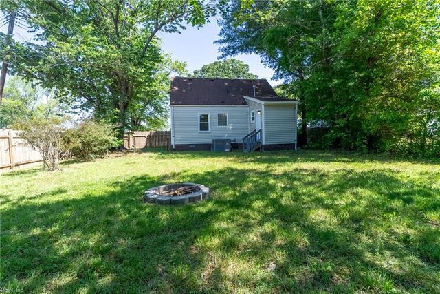 709 Lee ST, Hampton, VA 23669