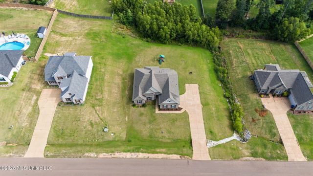 4770 Bakers Trail, Nesbit, MS 38651