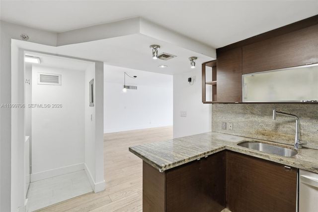 1627 Brickell Ave 603, Miami, FL 33129