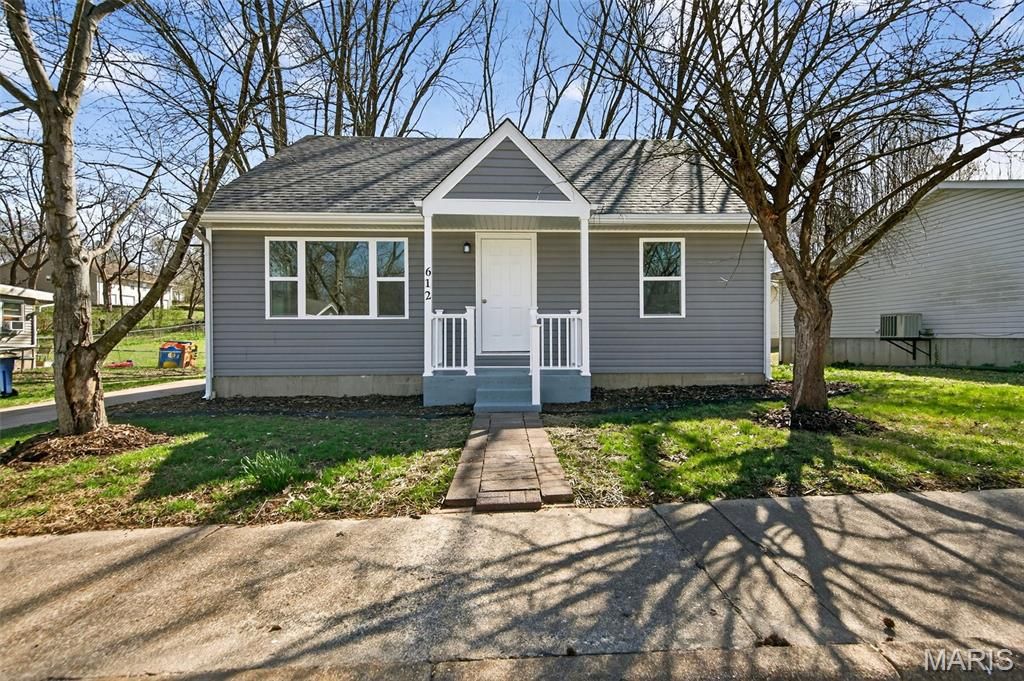 612 W 3rd Street, Washington, MO 63090