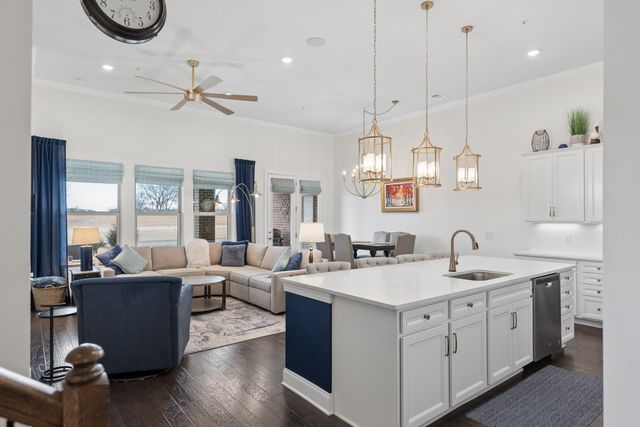 134 Cape Private Cir, Gallatin, TN 37066