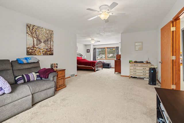 112 Old Lantern Trail, Pennfield Twp, MI 49017