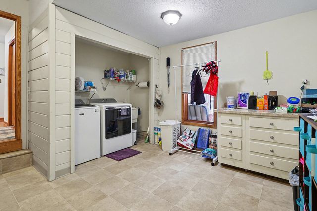 112 Old Lantern Trail, Pennfield Twp, MI 49017