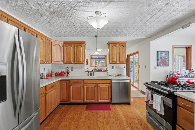 112 Old Lantern Trail, Pennfield Twp, MI 49017