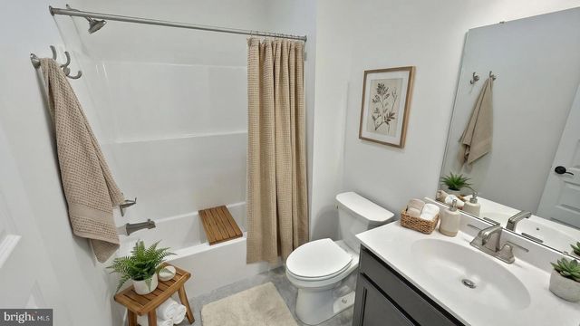 475 PINNACLE RIDGE DR, Annville, PA 17003