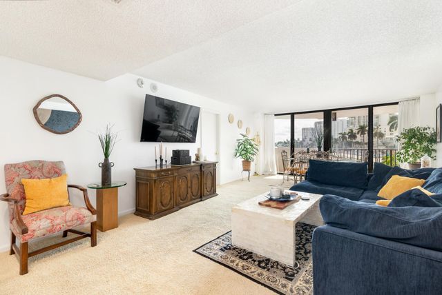 1200 S Flagler Drive 306, West Palm Beach, FL 33401