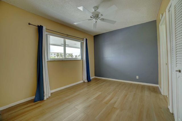 1118 Lake Terrace 204, Boynton Beach, FL 33426
