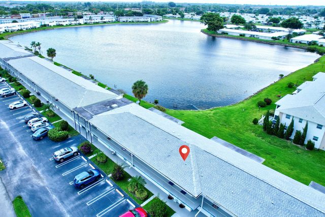 1118 Lake Terrace 204, Boynton Beach, FL 33426