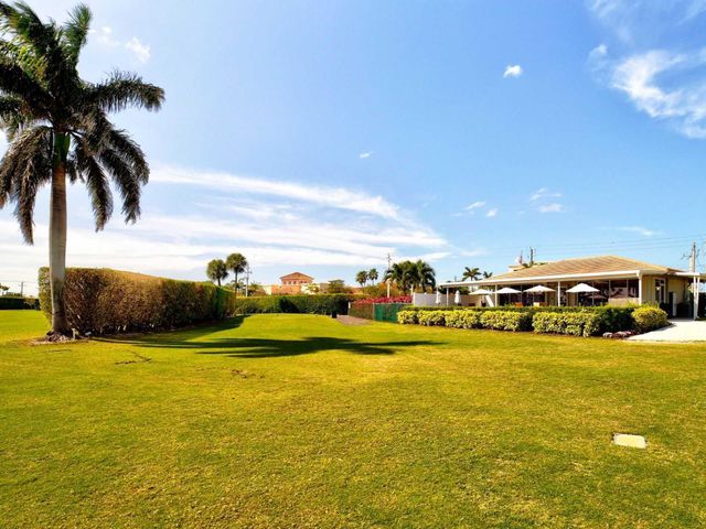 1118 Lake Terrace 204, Boynton Beach, FL 33426