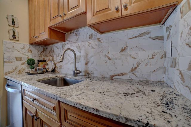 1118 Lake Terrace 204, Boynton Beach, FL 33426