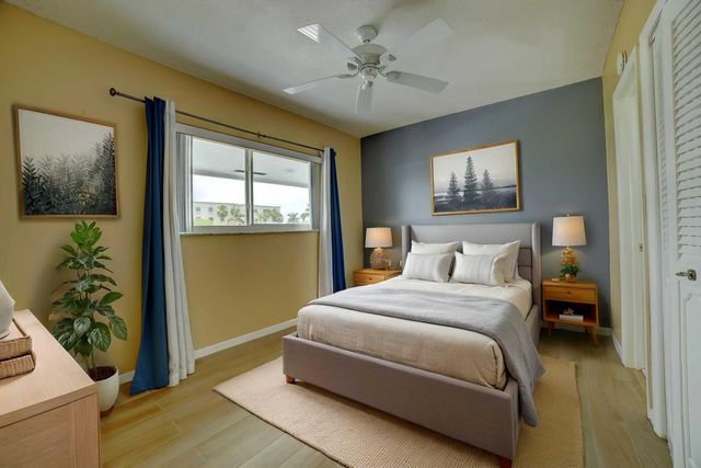 1118 Lake Terrace 204, Boynton Beach, FL 33426