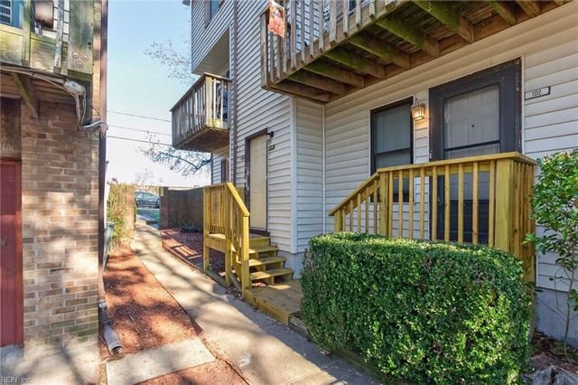 225 A View Ave Apt 204, Norfolk, VA 23503