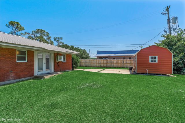 2110 Belle Grove Drive, Bossier City, LA 71111