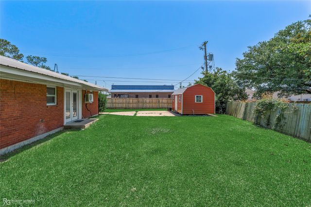 2110 Belle Grove Drive, Bossier City, LA 71111