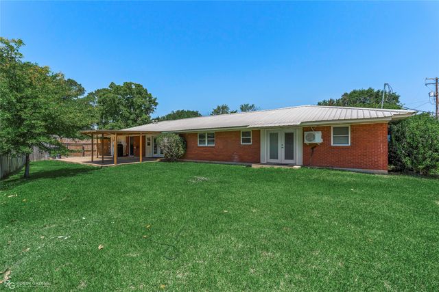 2110 Belle Grove Drive, Bossier City, LA 71111