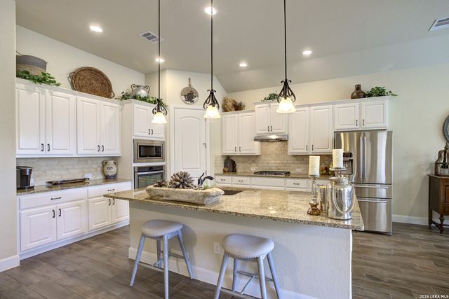 1180 NUTMEG TRL, New Braunfels, TX 78132