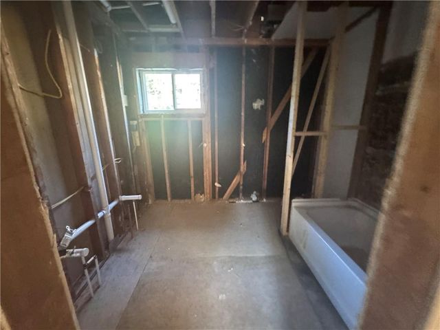 1679 Oak NE Lane, Atlanta, GA 30329