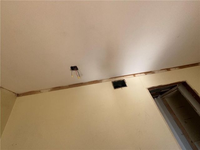 1679 Oak NE Lane, Atlanta, GA 30329