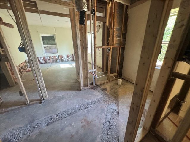 1679 Oak NE Lane, Atlanta, GA 30329