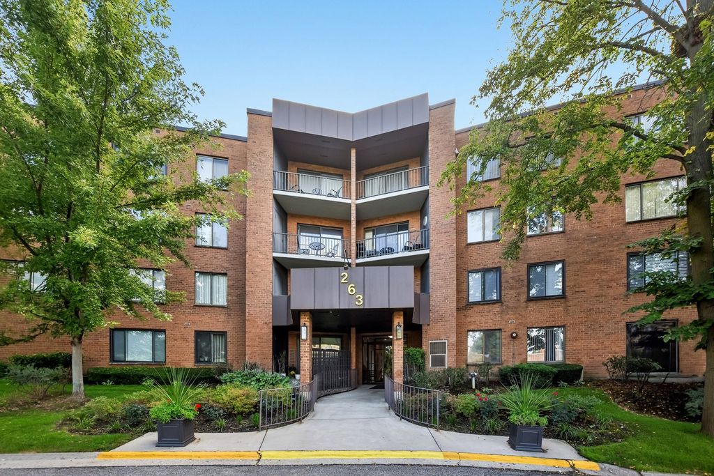 263 S Clubhouse Drive 312, Palatine, IL 60074 — exterior