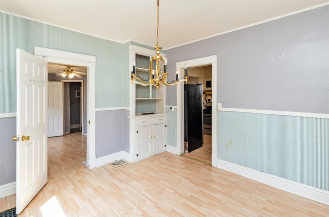 206 E 16th Street, Des Moines, IA 50316