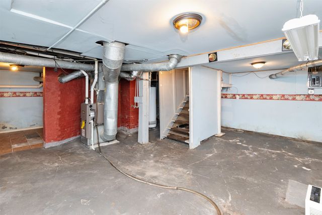 206 E 16th Street, Des Moines, IA 50316