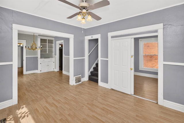 206 E 16th Street, Des Moines, IA 50316