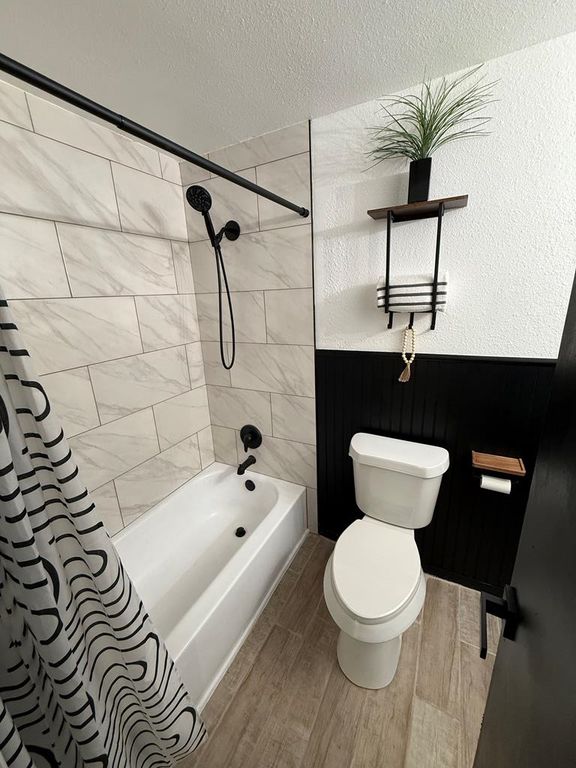 Image 14 of property listing at 9991 N Grape Creek Rd, San Angelo, TX 76901