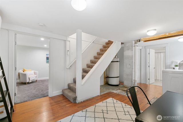 6325 42nd Avenue SW, Seattle, WA 98136