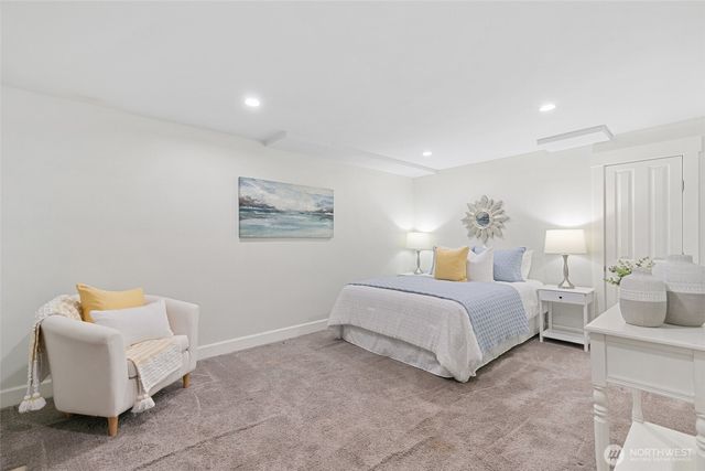 6325 42nd Avenue SW, Seattle, WA 98136