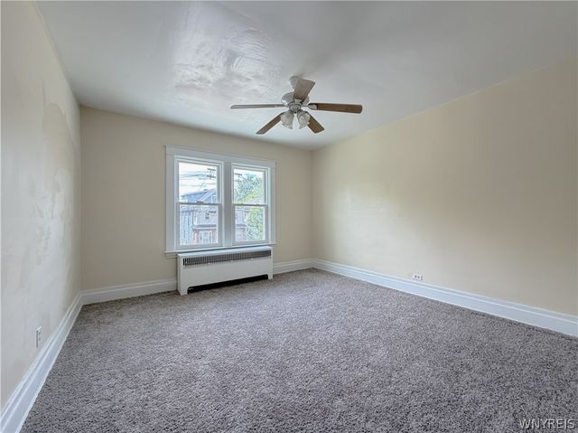2486 Pierce Avenue, Niagara Falls, NY 14301