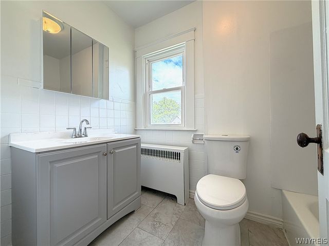 2486 Pierce Avenue, Niagara Falls, NY 14301
